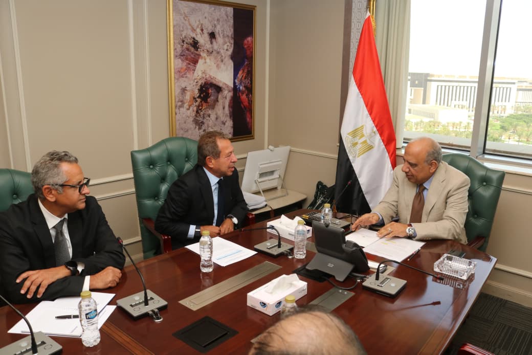 1000484913