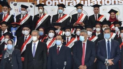 للمرة الأولى وأنفا عن 