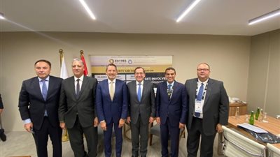 مباحثات استثمارية بترولية مصرية متنوعة بمعرض ومؤتمر أبوظبى الدولى للبترول