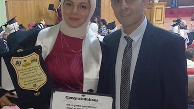 أقدم مدير عام فى «الكهرباء» يحتفل بتخرج نجلته.. وحصولها على المرتبة الأولى فى الكلية