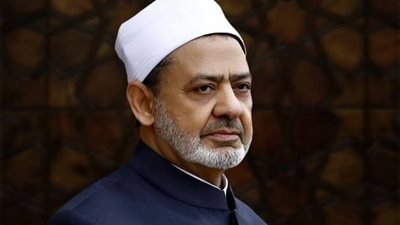 شيخ الأزهر: القول بتحريم تهنئة المسيحيين 