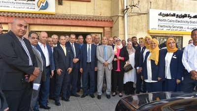 «الدستاوى»و«عفيفي»يتابعان سير العمل بزيارة بالإدارة العامة للحلمية والمطرية