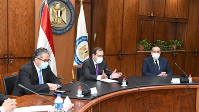 مبادرة جديدة من «البترول» لدعم السياحة والطيران