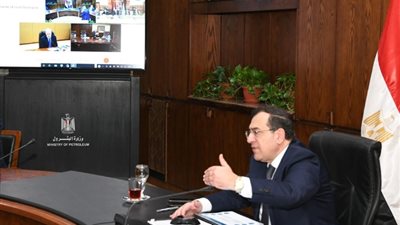 وزير البترول يترأس الجمعيات العامة لشركتى العامرية للتكرير والإسكندرية للبترول