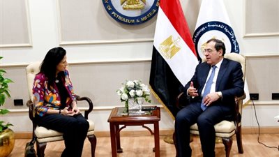 «الملا»يلتقى الرئيس التنفيذي لهيئة فولبرايت في مصر والوفد المرافق