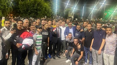 صور.. العاملون بـ«القناة لتوزيع الكهرباء» ينظمون مسيرات حاشدة لدعم غزة