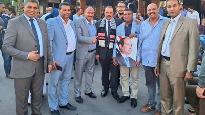 صور.. العاملون بـ« جنوب القاهرة لتوزيع الكهرباء» يشاركون في مسيرات التنديد بالعدوان الغاشم علي غزة