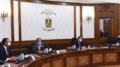 الحكومة تتلقى 30 ألف طلب ضمن مبادرة إحلال السيارات المتقادمة للعمل بالغاز