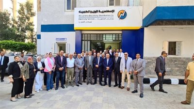 خلال زيارته للإسكندرية..«الدستاوى» يفتتح مركز خدمة عملاء المندرة