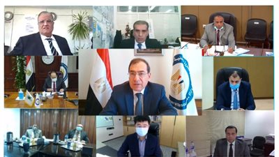 وزير البترول يعتمد الموازنات التخطيطية لشركات بدر الدين ورشيد والبرلس