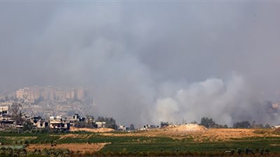 قصف متواصل وغازات سامة.. الاحتلال الإسرائيلي يدمر غزة