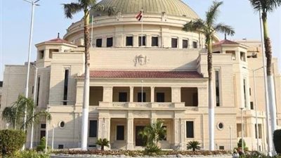 كلية هندسة البترول بجامعة القاهرة الـ 49 عالميًا ضمن أفضل 100 كلية