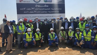 وزير البترول يتفقد أعمال إنشاء خط غاز مدينة العلمين الجديدة