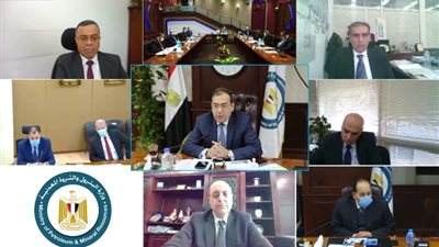 وزير البترول يعتمد الموازنة التخطيطية لشركة 