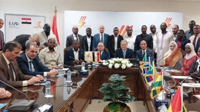 إحتفالية ب«الكهرباء»لتخريج 18 متدرباً من 14 دولة إفريقية