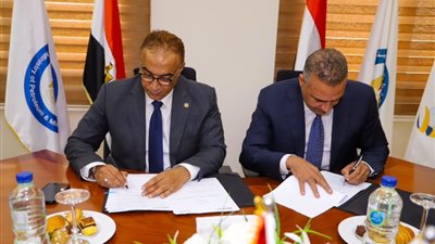 بروتوكول تعاون بين «إيثيدكو»و«محرم بلاست»لإعادة تلوين وتحبيب البولى إيثيلين