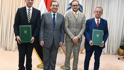 بروتوكول بين شركتى التعاون للبترول وبتروناس مصر للزيوت فى مجالات انتاج وتسويق المنتجات البترولية