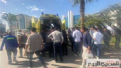 انتشار رائحة كريهة يشتبه في كونها تسريب غاز في القرية الذكية.. وانتشار سيارات الإسعاف (صور)