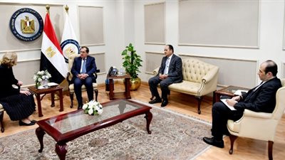 الملا يستقبل سفيرة جمهورية سلوفاكيا بالقاهرة لبحث الفرص الاستثمارية المتاحة