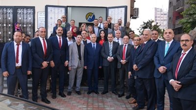 «الدستاوى» و«عفيفى» يفتتحان مركز خدمة عملاء شبرا الخيمة