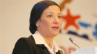 وزيرة البيئة: شركات البترول بخليج السويس تنفيذ خطط للإصحاح البيئي