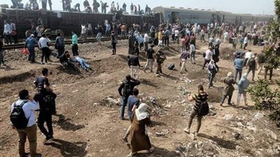 خروج قطار عن القضبان بالقرب من محطة طوخ فى القليوبية.. فيديو وصور