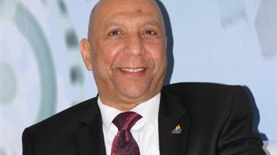 من «بتروجت» إلي رئاسة «بترومنت».. محطات في حياة أحمد فؤاد