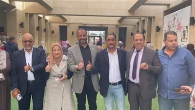 «أسطوات الشئون المالية»..ظهور خاص لقيادات القابضة ونقل الكهرباء بالإنتخابات الرئاسية