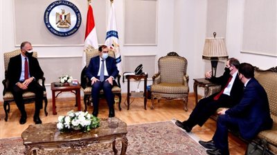 وزير البترول يستقبل السفير الأمريكي بالقاهرة ووفد من شركة بكتل لتعزيز التعاون