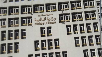 المالية: فض التشابكات بين الجهات الحكومية والكهرباء والبترول.. 7.6 مليار جنيه لـ «البترول»