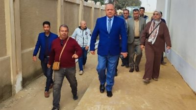 فى زيارة مفاجئة..رئيس «القناة للكهرباء»يتفقد أعمال تطوير وتحديث هندسة الشروق