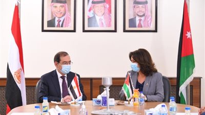 وزير البترول ونظيرته الأردنية يبحثان الفرص المتاحة لتوسيع آفاق التعاون وتبادل الخبرات