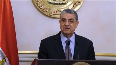 شاكر يستعرض استبدال الخطوط الهوائية مع رئيس 