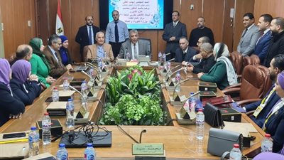 رئيس«الإسكندرية للكهرباء»يستقبل الدفعة 37 إعداد القادة