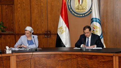وزيرا البترول والبيئة يبحثان أسس التوافق البيئى والاستدامة لأنشطة التعدين واستغلال الثروات