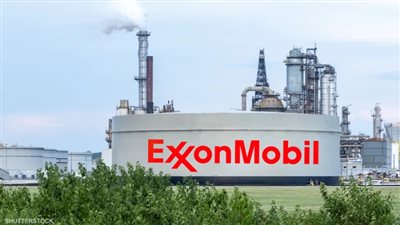 «إكسون موبيل» تتجه إلى شطب أصول نفطية بـ2.5 مليار دولار