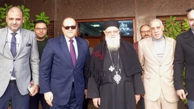 رئيس «شمال الدلتا» للكهرباء يزور كنيسة العذراء والملاك بالمنصورة لتقديم التهنئة