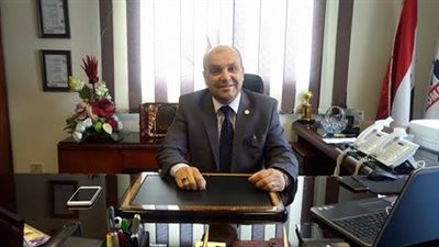 رئيس «إيبروم» ينعي وفاة والد رئيس «غاز مصر»