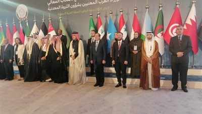 الملا يشارك في الاجتماع التشاوري لوزراء الثروة المعدنية العرب بالرياض علي هامش مؤتمر التعدين الدولي