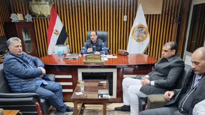 بحضور قيادات«مصر العليا»..اجتماع موسع ب«كهرباء قنا»لمناقشة واستعراض إحداث نهضة فى القطاع