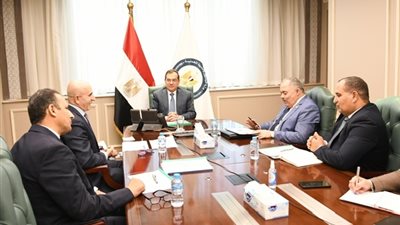 الملا يبحث مع وفدا «ميدتيرا» الكندية خطط رفع الانتاج من مناطق امتيازها في سيناء وكوم امبو