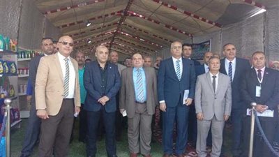 بالصور.. فتحي ودرويش وبهجت يفتتحوا معرض «مصر للبترول» بمقر شركة بترومنت بالإسكندرية