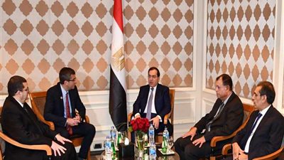 خلال لقائه بالملا.. رئيس «اكسون موبيل»: نرغب فى التوسع في أنشطة البترول والغاز بمصر