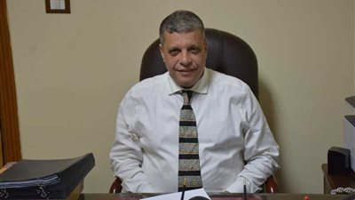 عفت فخري قائما بأعمال مدير عام النقل بالشركة العامة للبترول