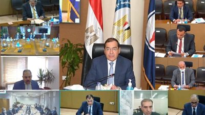 وزير البترول يعتمد نتائج أعمال شركتى عجيبة والفرعونية    للعام المالى ٢٠٢٠ / ٢٠٢١
