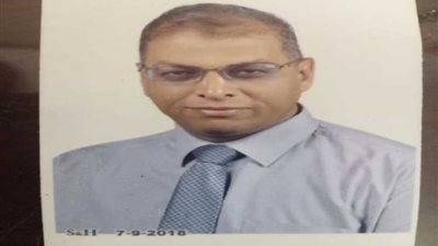 الحج يهنئ رئيس الشئون التجارية بـ«جنوب القاهرة للكهرباء» لإلتحاق نجله بالكلية الفنية العسكرية