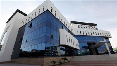 وزير النفط الليبي يوقف رئيس مؤسسة النفط عن العمل مجددا بسبب مزاعم عن مخالفات إدارية