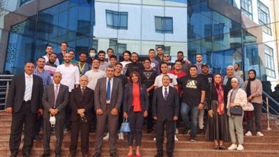 ندوة عن التوقعات المستقبلية المتعلقة بسوق العمل بجامعة المستقبل