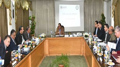 وزير البترول يترأس اجتماع العليا لمشروعات التكرير بمقرأسيوط للتكرير