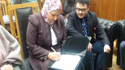 رئيس نقل الكهرباء تشهد توقيع إنشاء محولات كفر الشيخ الجديدة